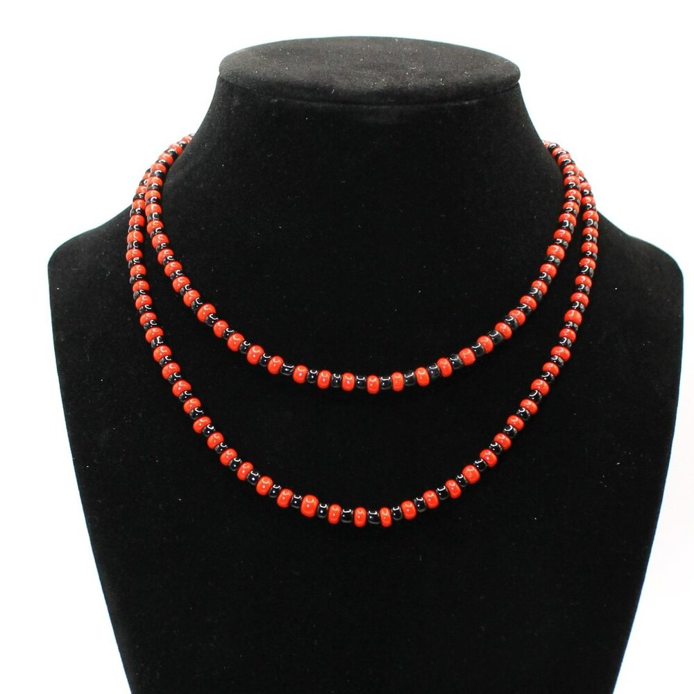 Glass Red And Black Beads Necklace